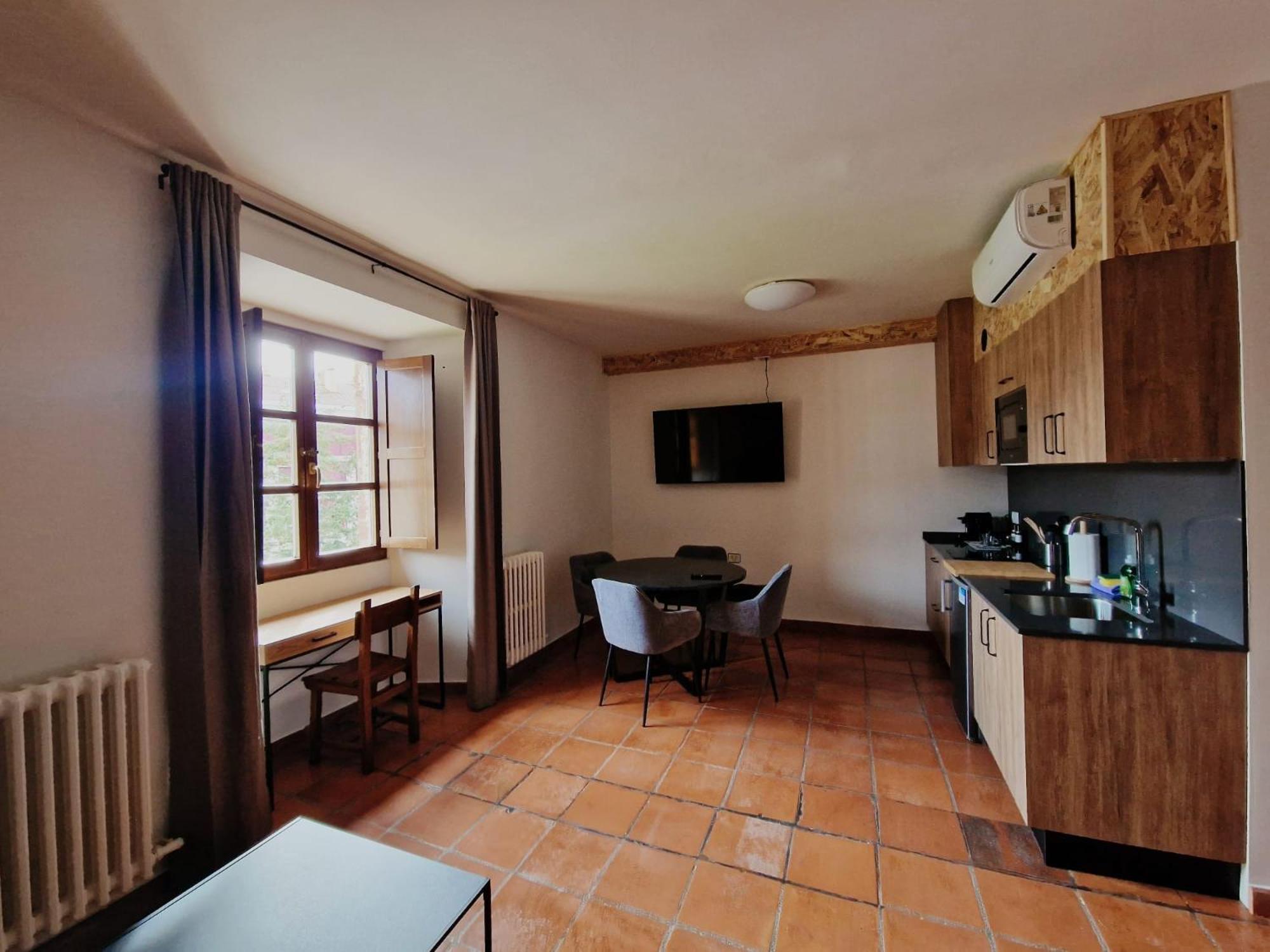 Hotel Y Albergue Real Fabrica De Ezcaray Extérieur photo
